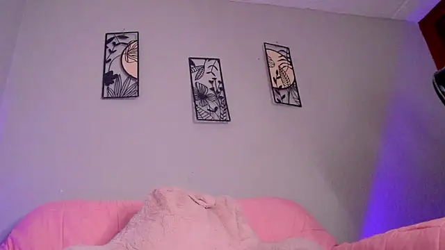 Snapshot of loveegirll1 chatting on 07-18-26, 04:38 loveegirll1 online show from 07-18-26, 04:38