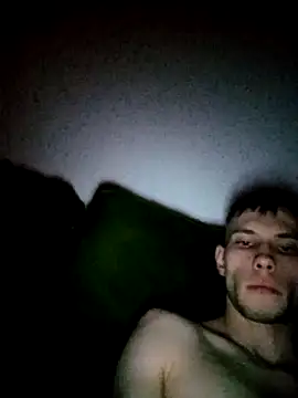 MalyHelikopter1234 online show from 02-05-26, 12:15