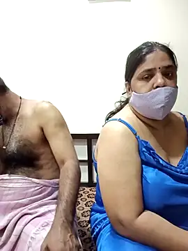 HoneyHush online show from 04-08-26, 05:51