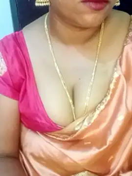 Snapshot of Chinnima143 chatting on 06-20-26, 03:53 Chinnima143 online show from 06-20-26, 03:53