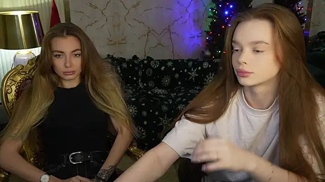 Snapshot of Zlata_Sky chatting on 01-16-25, 07:31 Zlata Sky online show from 01-16-25, 07:31
