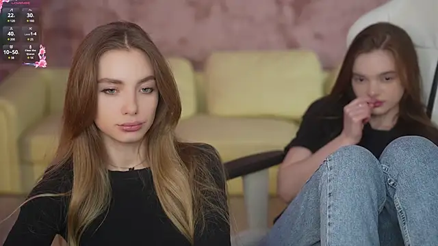 Snapshot of Zlata_Sky chatting on 01-30-25, 01:55 Zlata Sky online show from 01-30-25, 01:55