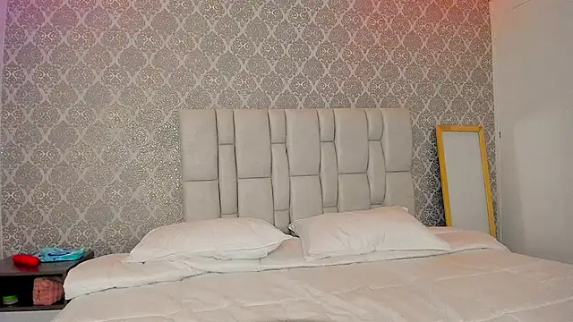 valeriesaint online show from 03-12-26, 10:38