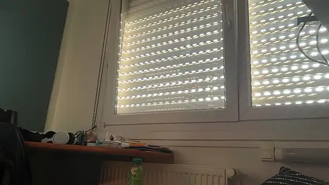 Snapshot of Alexxia667 chatting on 06-15-26, 06:32 Alexxia667 online show from 06-15-26, 06:32