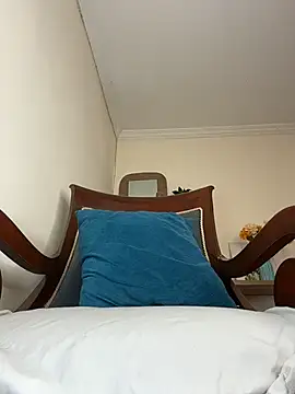 LilaRvsh online show from 03-30-26, 05:14