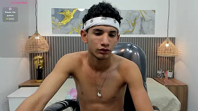 JDWhite18 online show from 03-30-26, 06:14