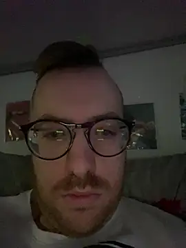 io1Elian online show from 04-14-26, 03:18