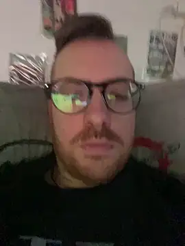 io1Elian online show from 04-17-26, 03:15