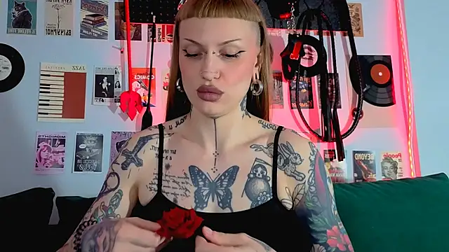 Snapshot of SugarSoot chatting on 06-18-26, 06:13 SugarSoot online show from 06-18-26, 06:13
