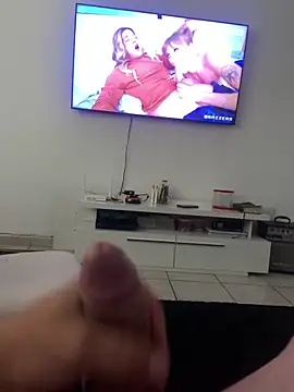 Snapshot of Brunaosurf chatting on 02-17-26, 11:07 Brunaosurf online show from 02-17-26, 11:07