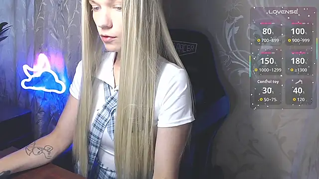 Shiny Victoria online show from 07-18-26, 08:29