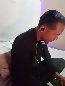 Snapshot of DeivisDeejay chatting on 02-04-26, 06:52 DeivisDeejay online show from 02-04-26, 06:52