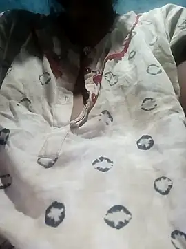 Royal hotti0011 online show from 04-19-26, 09:17