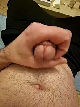 Snapshot of TrustMeNow chatting on 02-10-26, 10:14 TrustMeNow online show from 02-10-26, 10:14