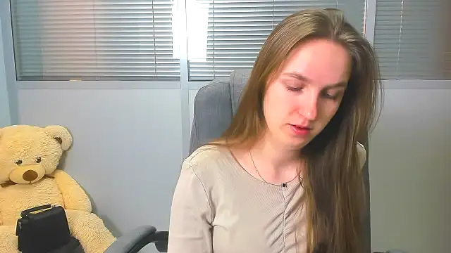 Snapshot of Nessi-Morris chatting on 02-03-26, 09:58 Nessi-Morris online show from 02-03-26, 09:58