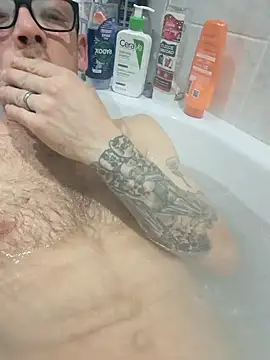 Ukcoiple online show from 02-02-26, 09:24