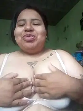 Snapshot of Adavaz chatting on 05-09-26, 12:54 Adavaz online show from 05-09-26, 12:54