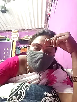 Tamil Hot Nisha online show from 04-18-26, 06:28