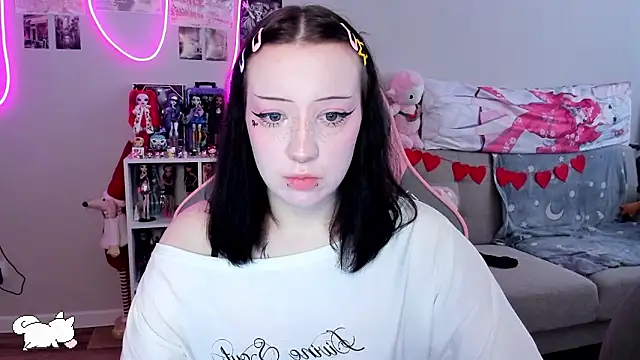 MollysLand online show from 03-17-26, 08:28