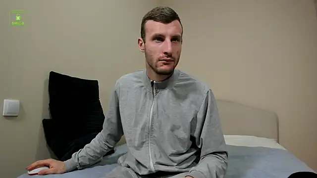 Snapshot of Deymond_Russo chatting on 02-18-26, 06:42 Deymond Russo online show from 02-18-26, 06:42