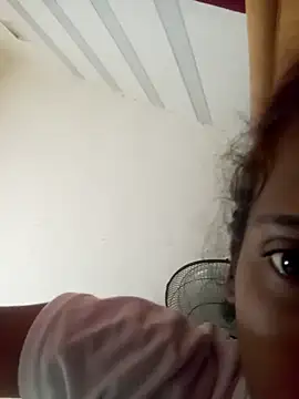 loveofpetitegirls34 online show from 03-17-26, 06:39