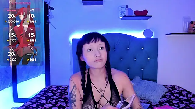Snapshot of Gemma_honey chatting on 05-27-26, 01:52 Gemma honey online show from 05-27-26, 01:52