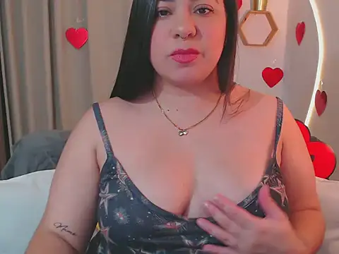 isabum  online show from 02-16-26, 03:41