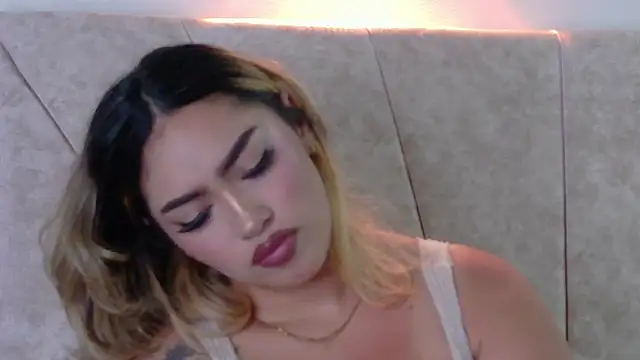Snapshot of Maddy_Beluci chatting on 05-30-26, 12:19 Maddy Beluci online show from 05-30-26, 12:19