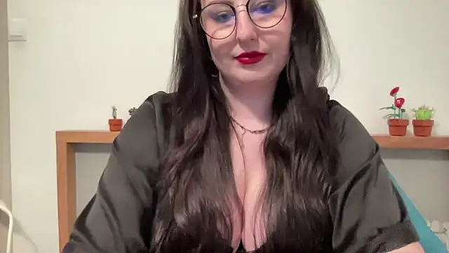 Snapshot of DorothyJoy chatting on 04-24-26, 12:18 DorothyJoy online show from 04-24-26, 12:18