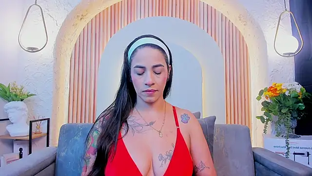 violet scott  online show from 03-31-26, 10:15