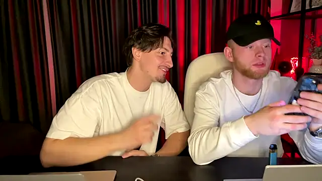 Snapshot of Adam_ice chatting on 03-02-26, 04:14 Adam ice online show from 03-02-26, 04:14