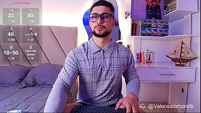 valenssio moretti online show from 06-30-26, 02:01