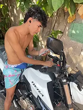 Snapshot of JHON_BIGCOCK23 chatting on 03-19-26, 01:48 JHON BIGCOCK23 online show from 03-19-26, 01:48