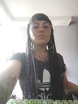 Snapshot of missfungi8 chatting on 02-16-26, 06:04 missfungi8 online show from 02-16-26, 06:04