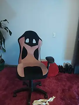 Snapshot of missfungi8 chatting on 03-22-26, 01:09 missfungi8 online show from 03-22-26, 01:09