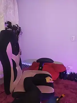 Snapshot of missfungi8 chatting on 03-30-26, 08:04 missfungi8 online show from 03-30-26, 08:04