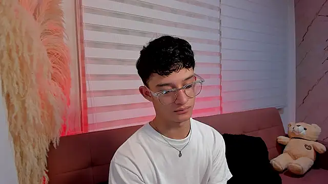 Patrick Howland  online show from 02-27-26, 03:39