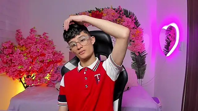 Patrick Howland  online show from 04-08-26, 09:15