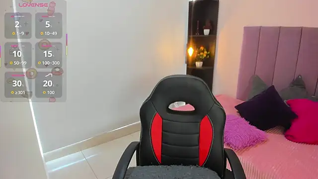 Raven love online show from 03-13-26, 08:37