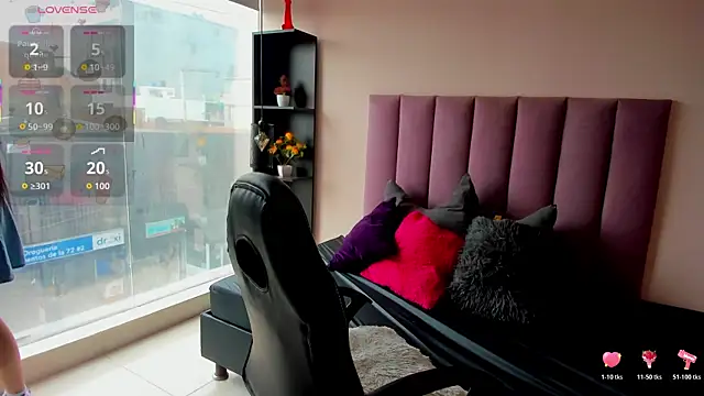 Raven love online show from 03-26-26, 07:52