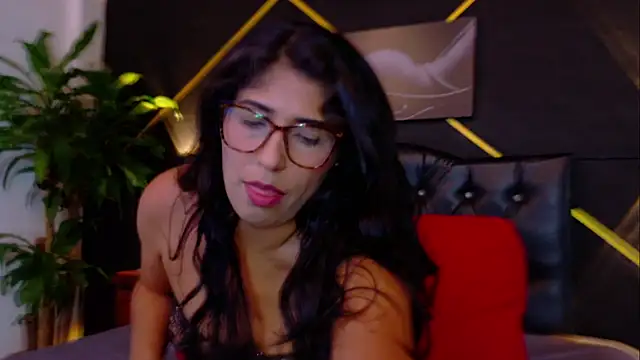 serena kournikova online show from 02-20-26, 09:48