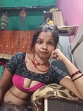 Snapshot of Cut_ikina chatting on 06-15-26, 04:42 Cut ikina online show from 06-15-26, 04:42