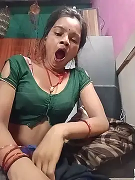 Snapshot of Cut_ikina chatting on 07-19-26, 10:35 Cut ikina online show from 07-19-26, 10:35
