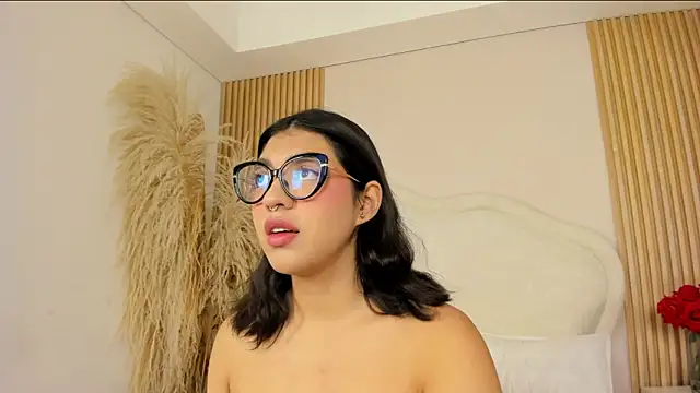 rebeca taylor online show from 04-05-26, 12:35