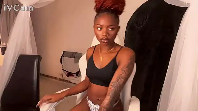 Snapshot of missbbydior chatting on 02-07-26, 10:35 missbbydior online show from 02-07-26, 10:35