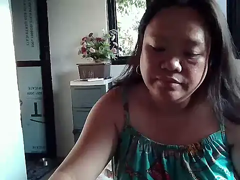 yummychubby29 online show from 04-19-26, 10:23