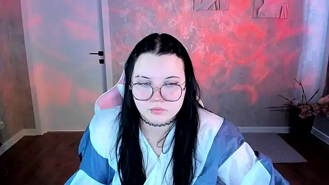 Kira G0ld online show from 04-10-26, 01:11