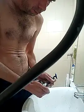 Lamich online show from 04-10-26, 04:33