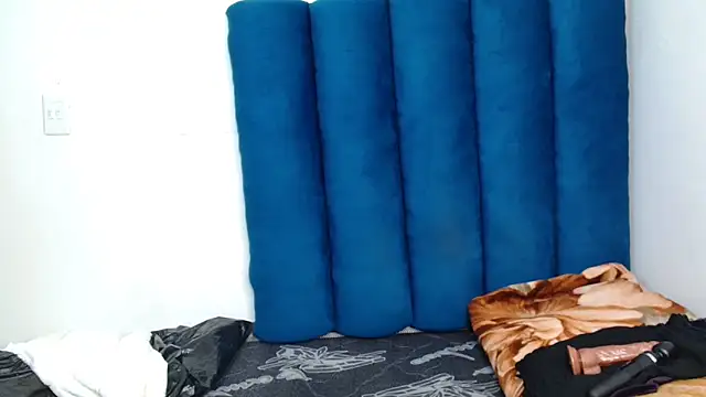 ForeverSexy  online show from 04-05-26, 05:43