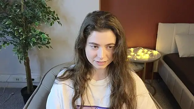 LovingWhisperr online show from 04-01-26, 01:06